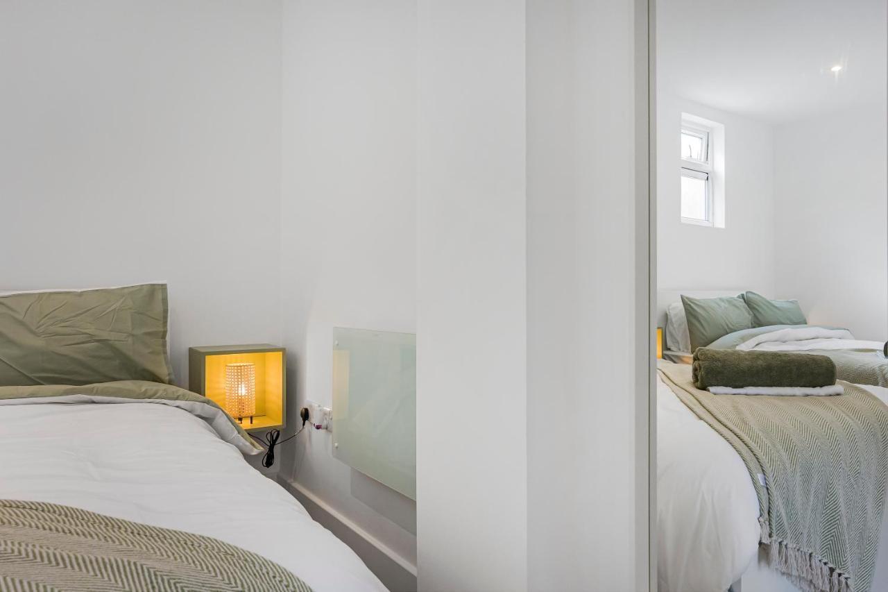 일포드 London Haven At Rutland House 아파트 외부 사진